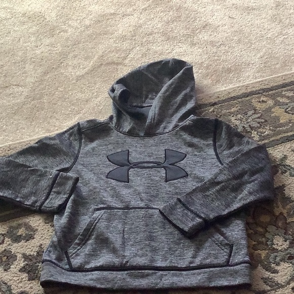 Under Armour sweatshirt hoodie gray & black size YSM/JP/P in excellent s… - Picture 2 of 8
